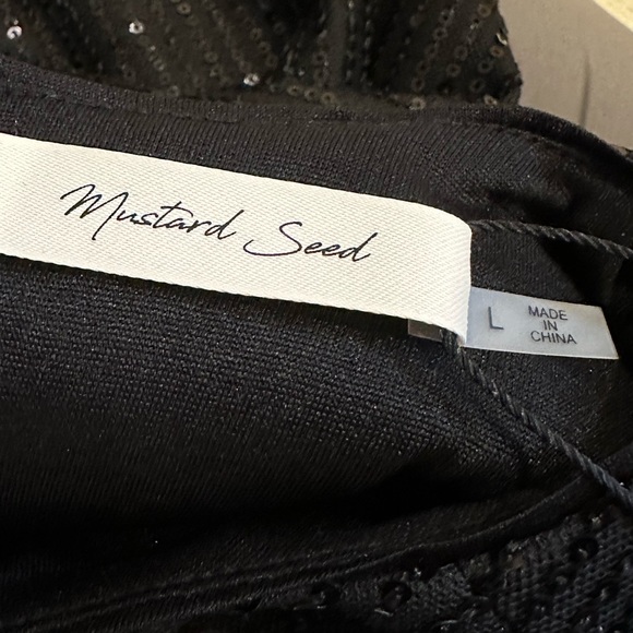 Sparkle & Shine! Beautiful Sequined Party Dress! - Picture 6 of 7